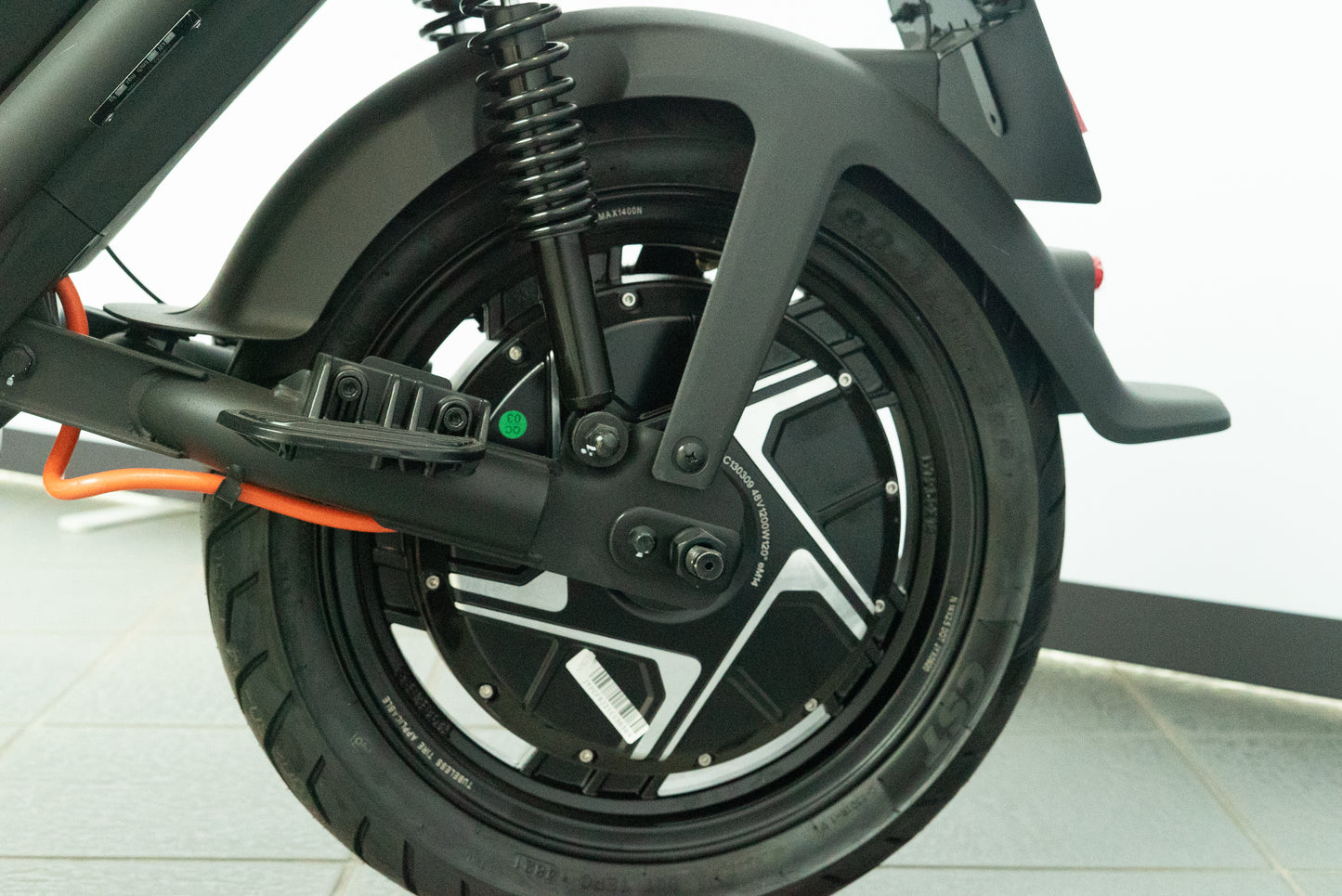 UQi GT | 45 km/h | Schwarz-Matt