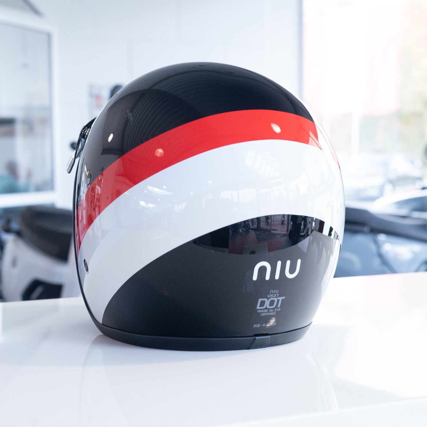 Niu Helm | Schwarz | E9 zertifiziert