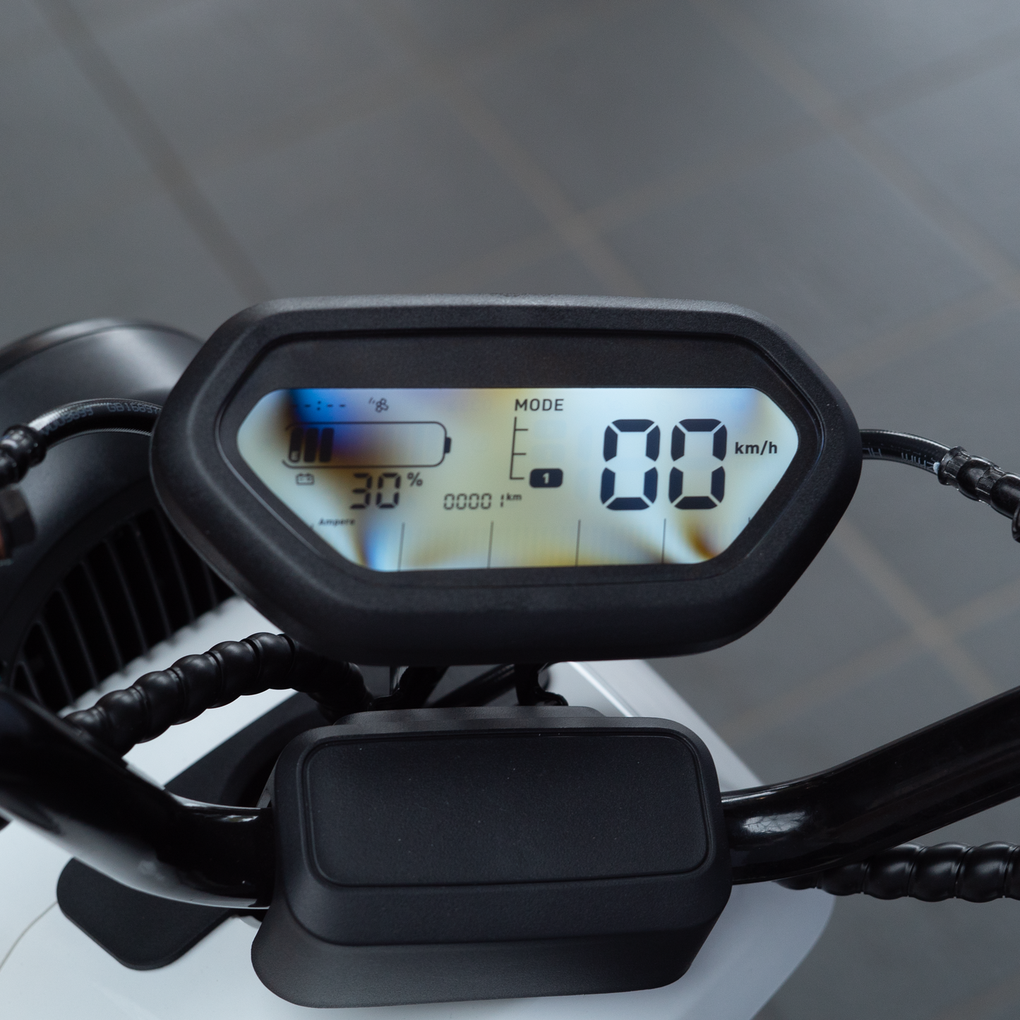 UQi GT | 45 km/h | Weiß