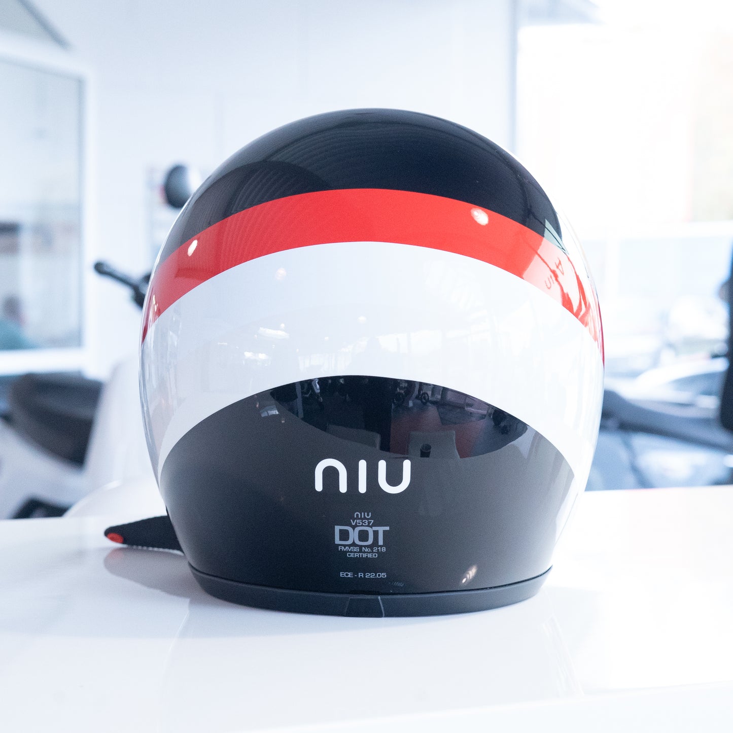 Niu Helm | Schwarz | E9 zertifiziert
